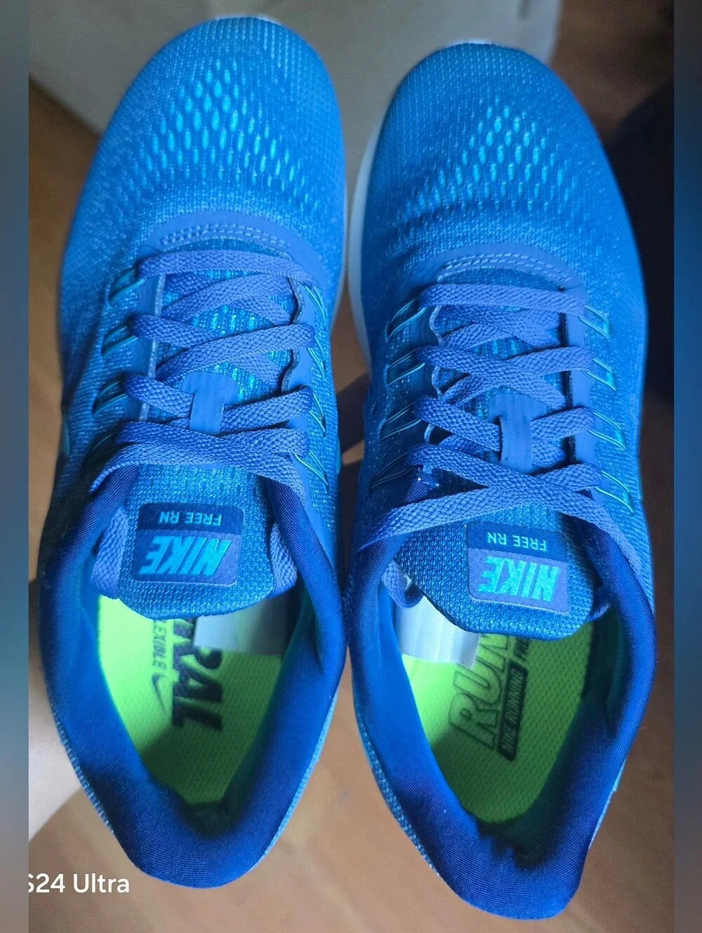 Sz 8 Women's NIKE FREE RN Blue Running Training Shoes